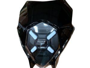 COMBO FAROLA + CARENAJE AKT TTR MODELO NUEVO NEGRO LED