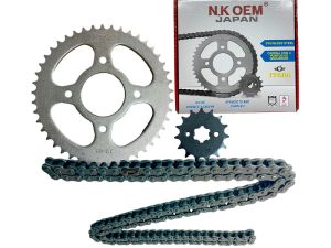 KIT ARRASTRE PLATEADO GIXXER-150 15T/45T + 428HX132L