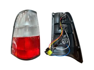 STOP CH LUV 2300 BLANCO-ROJO LH (00-05)