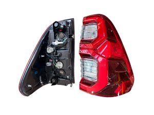 STOP TY HILUX LED 2.8/4.0 RH (21-ON)